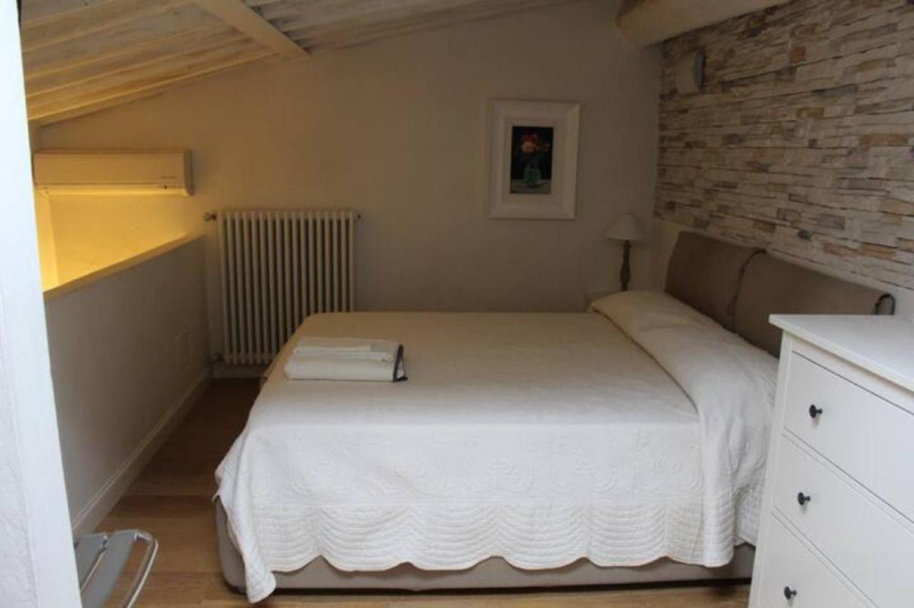 Cosy Flat In The Heart Of Флоренція Екстер'єр фото